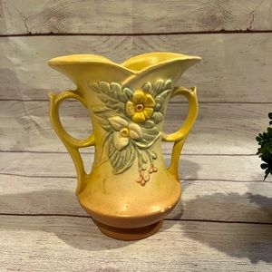 Vintage 1946-1947 Hull Art Wildflower Vase double handled #W-6-7 1/2" USA